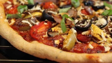 صورة طريقة تحضير عجينة البيتزا والفطائر