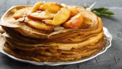 صورة بان كيك بالتفاح والقرفة pan cake