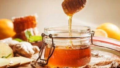 صورة عسل النحل الطبيعي فوائد طبية وطبيعية