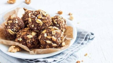 صورة وصفة كرات التمر بالمكسرات