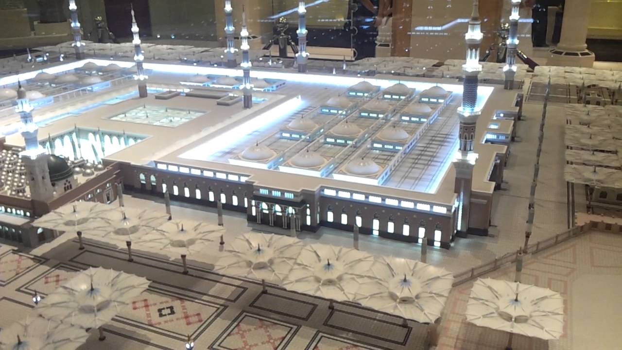 توسعة المسجد النبوي الأولى