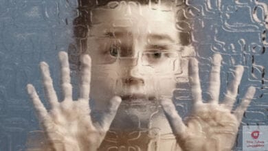 صورة أعراض التوحد عند الاطفال | وما هو العمر الذي تظهر عليه الاعراض؟