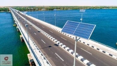 صورة الألواح الشمسية في الصحراء الكبرى حلم أم مشروع